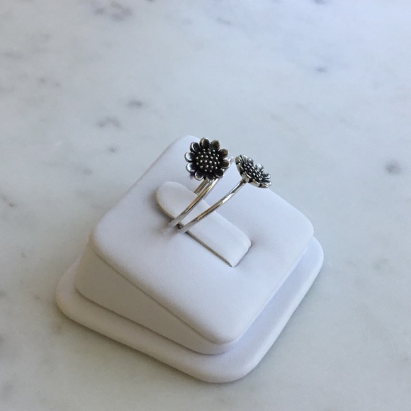 Clearance $22, Sterling Silver Adjustable Double Sunflower Ring - Picture 13 of 16